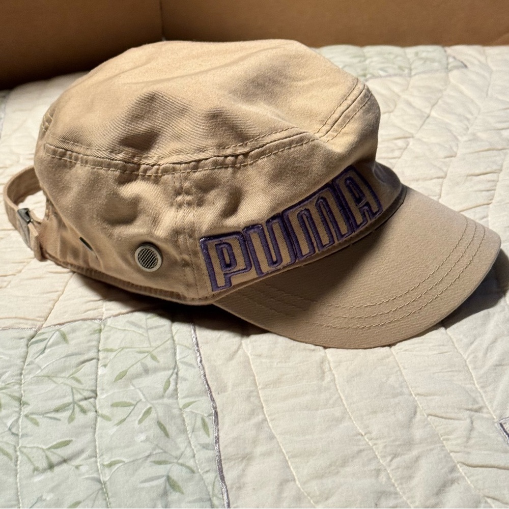Puma Beige Cap with purple Logo - Picture 3 of 14